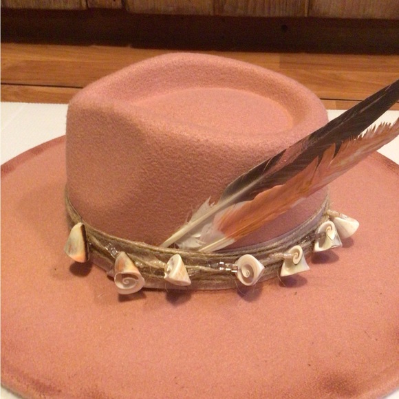 Custom Dusky Shells Rancher - Picture 2 of 7